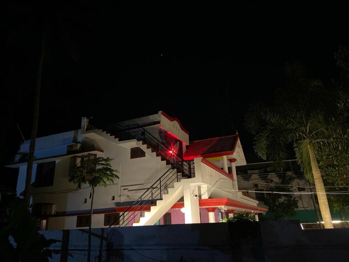 Hostelexp, Varkala - A Beach Town Hostel Eksteriør billede