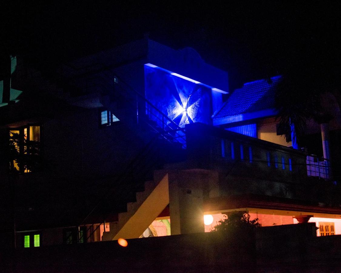 Hostelexp, Varkala - A Beach Town Hostel Eksteriør billede